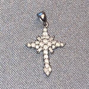 White Gold Cross with Diamonds P14K